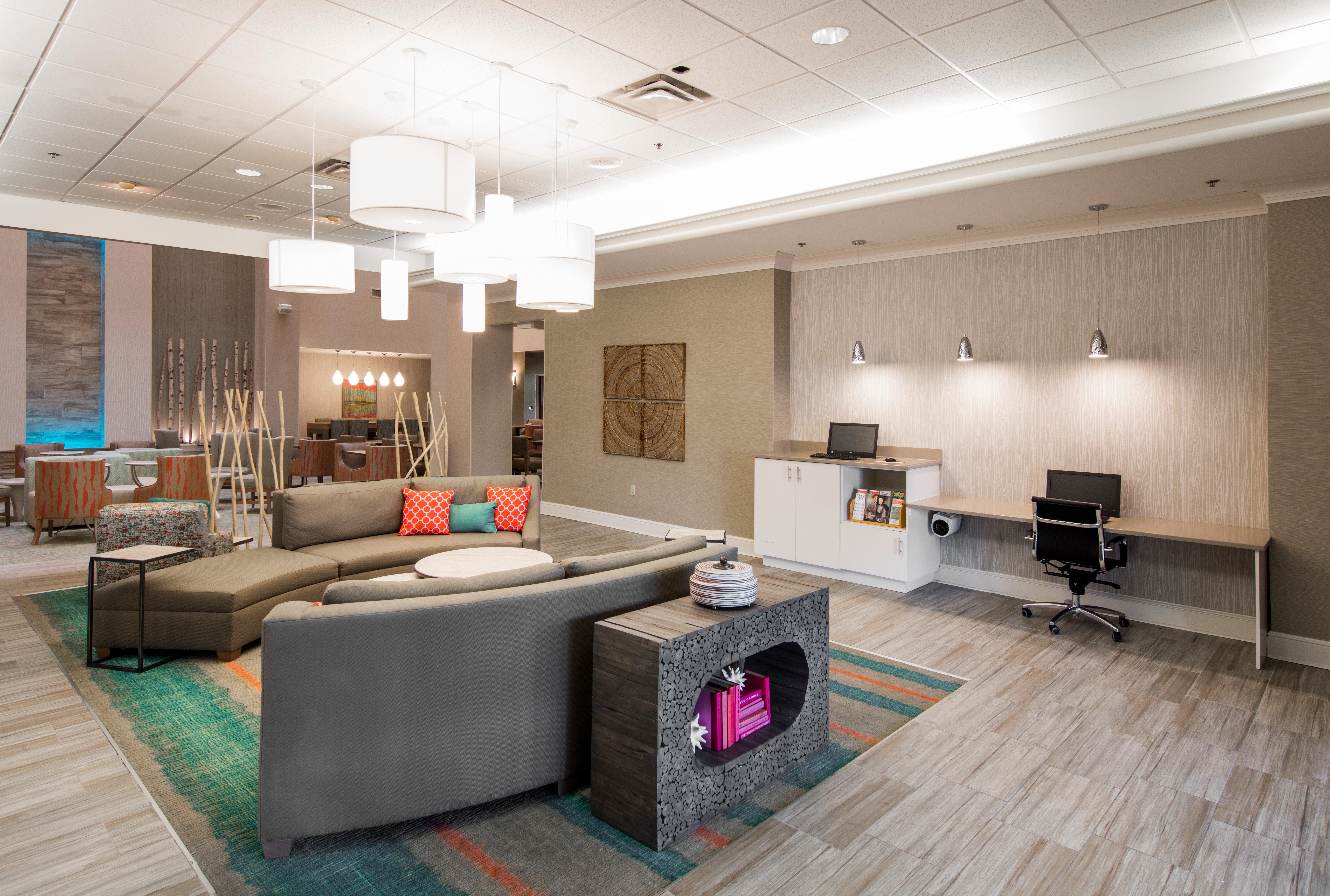 Holiday Inn Hotel & Suites Lake City By Ihg Zewnętrze zdjęcie
