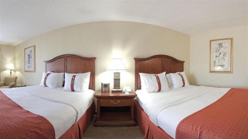 Holiday Inn Hotel & Suites Lake City By Ihg Zewnętrze zdjęcie