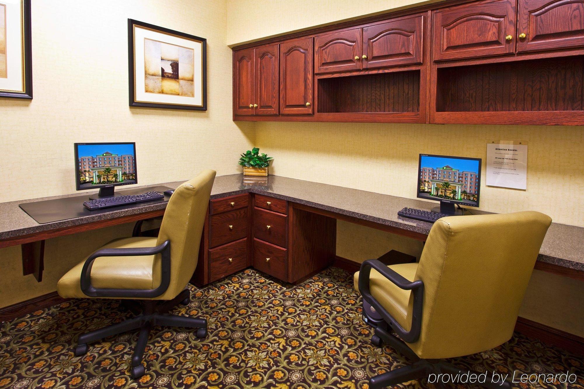 Holiday Inn Hotel & Suites Lake City By Ihg Zewnętrze zdjęcie